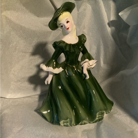 VINTAGE NAPCO JAPAN PORCELAIN BLONDE “LADY ANN” GREEN DRESS 8 1/2"H - A1874A - Picture 6 of 9